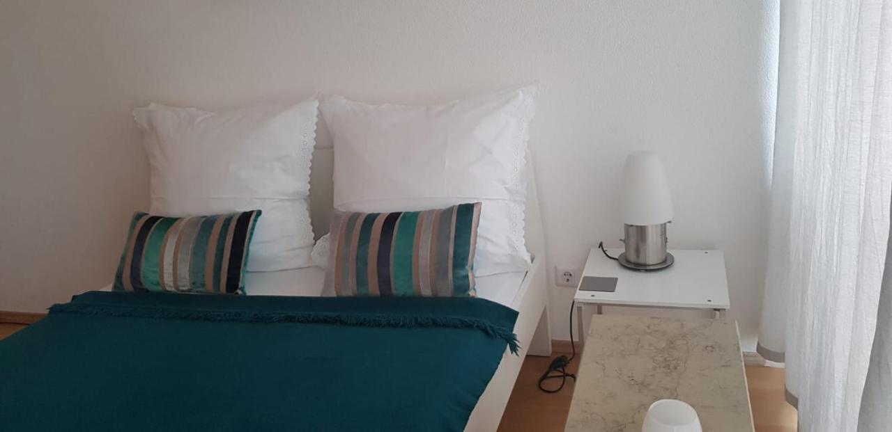 Apartment's Nr 2, 2b Und 2c In Stadtmitte Stuttgart